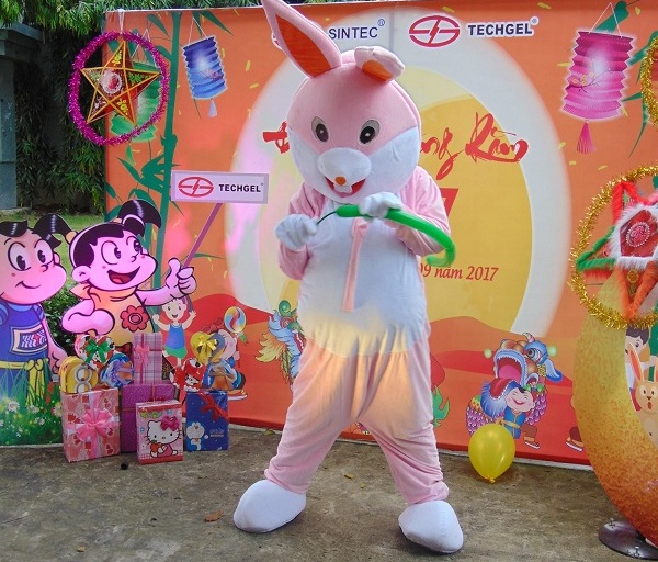 Cho thuê mascot thỏ giá rẻ tại tphcm