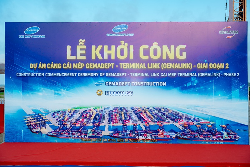 Backdrop lễ khởi công thể hiện rõ nhận diện dự án và giúp hình ảnh truyền thông đồng bộ hơn 4-backdrop-le-khoi-cong-cang-cai-mep-gemadept.jpg