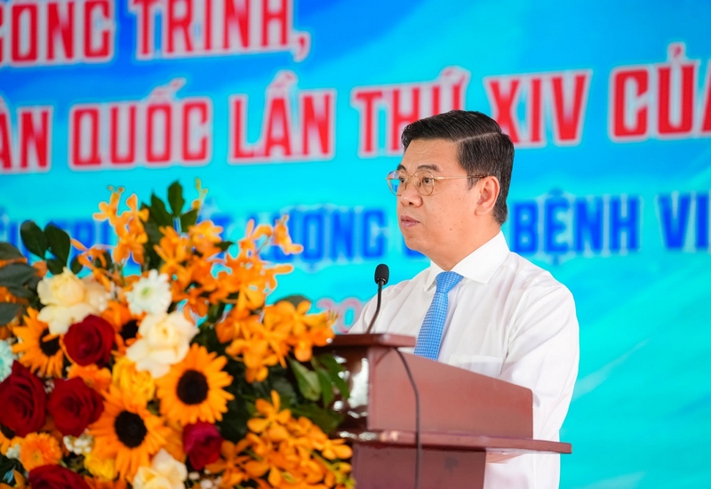 dai-bieu-phat-bieu-le-khoi-cong-benh-vien-thong-nhat.jpg