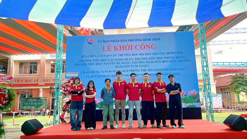 nhan-su-sai-gon-light-event-le-khoi-cong-binh-thoi.jpg
