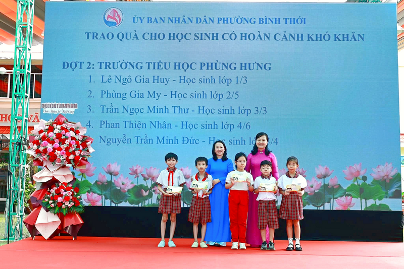 le-khoi-cong-sua-chua-cai-tao-truong-hoc-phuong-binh-thoi.png