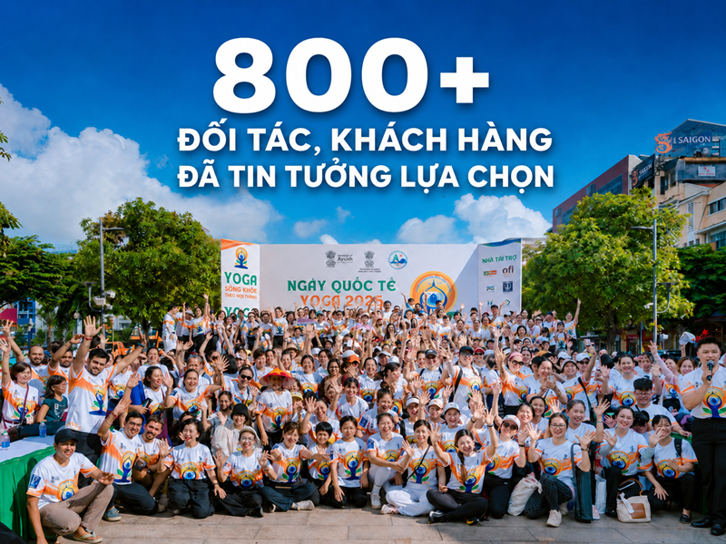 800-khach-hang-doi-tac-tin-tuong-sai-gon-light-event