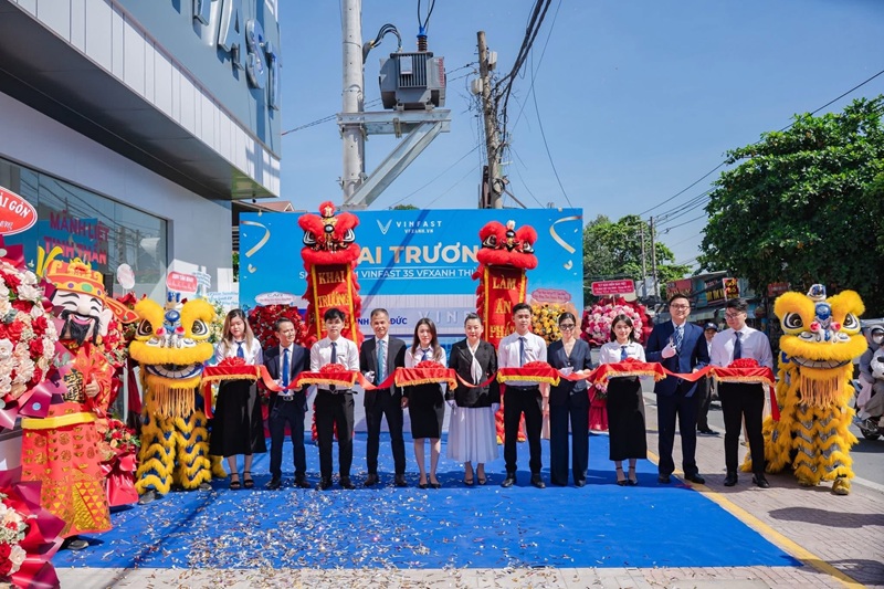 Lễ khai trương VinFast 3S VFXanh Thủ Đức - nghi thức cắt băng khai trương le-khai-truong-vinfast-3s-vfxanh-thu-duc-cat-bang-khai-truong