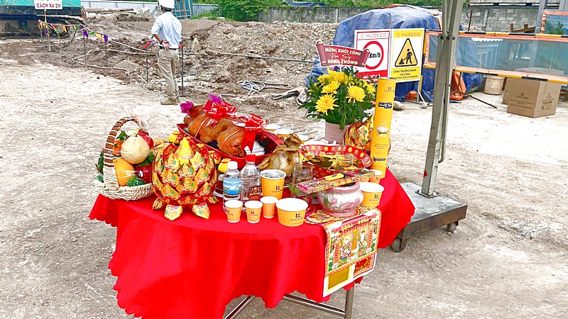 sai-gon-light-event-to-chuc-le-khoi-cong-tai-binh-duong-hop-tac-voi-hudeco_1