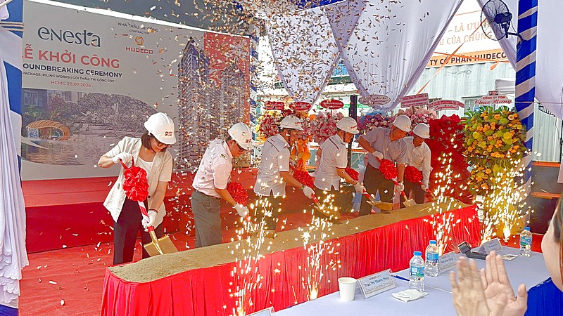 sai-gon-light-event-to-chuc-le-khoi-cong-tai-binh-duong-hop-tac-voi-hudeco_27