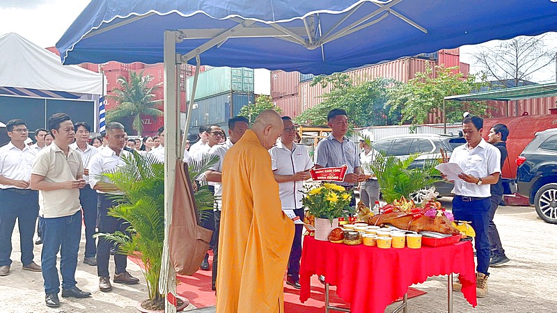 sai-gon-light-event-to-chuc-le-khoi-cong-tai-binh-duong-hop-tac-voi-hudeco_8