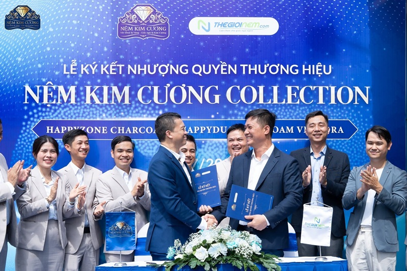 le-ky-ket-nhuong-quyen-thuong-hieu-do-sai-gon-light-event-thuc-hien