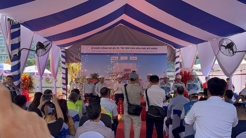 sai-gon-light-event-van-hanh-le-khoi-cong-tai-phu-my-hung_13