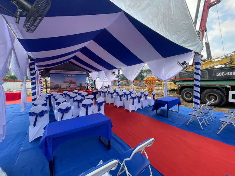 Hoàn thiện khu vực khách mời. sai-gon-light-event-van-hanh-le-khoi-cong-tai-phu-my-hung
