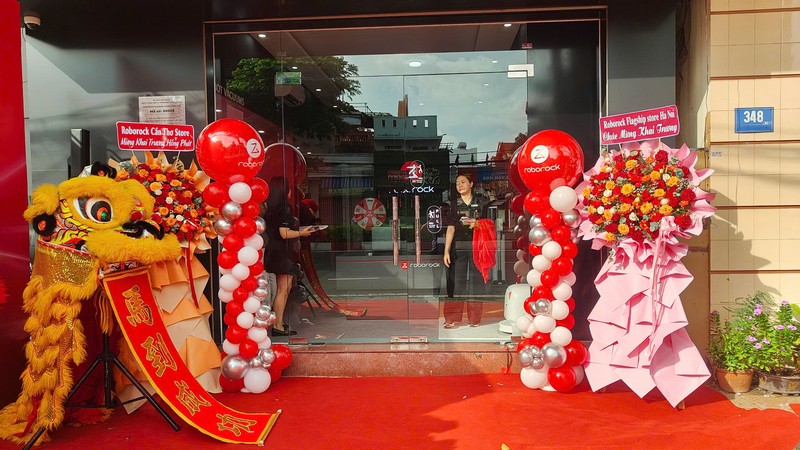 Trang trí bóng khai trương cửa hàng Roborock Vũng Tàu roborock/khai-truong-roborock-flagship-store-vung-tau-2026_34