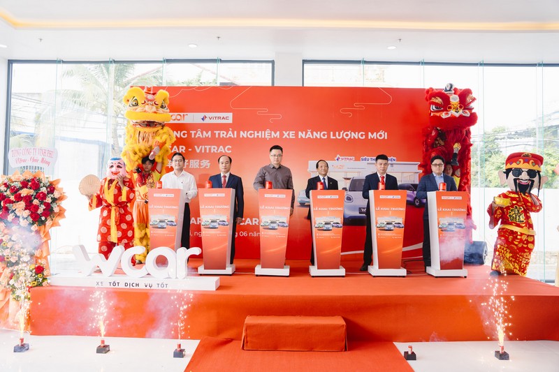 Lễ khai trương siêu thị ô tô điện sai-gon-light-event-khai-truong-sieu-thi-o-to-dien-dong-nai_107
