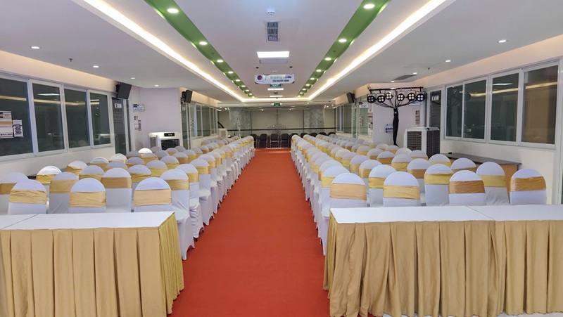 Bàn ghế hội nghị phục vụ tọa đàm tại TP.HCM toadambenhviensaigon/sai-gon-light-event-cung-cap-thiet-bi-toa-dam-y-khoa_37.jpg