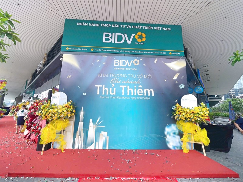 Sài Gòn Light Event tiếp tục đồng hành cùng BIDV tại những dấu mốc mới. sai-gon-light-event-dong-hanh-cung-bidv-qua-nhieu-le-khai-truong_10.jpg