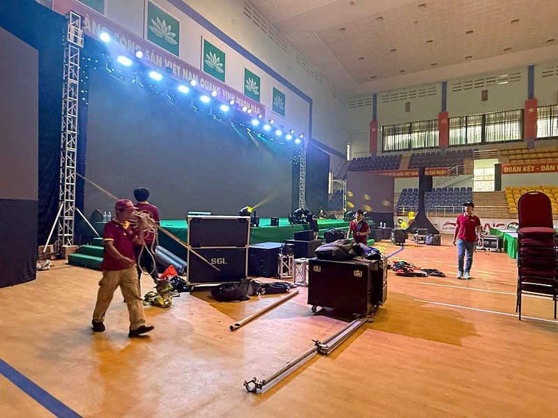 Thi công thiết bị sân khấu Lễ xuất quân Trường Tươi Đồng Nai truongtuoi/sai-gon-light-event-setup-thiet-bi-le-xuat-quan-truong-tuoi-dong-nai_22.jpg