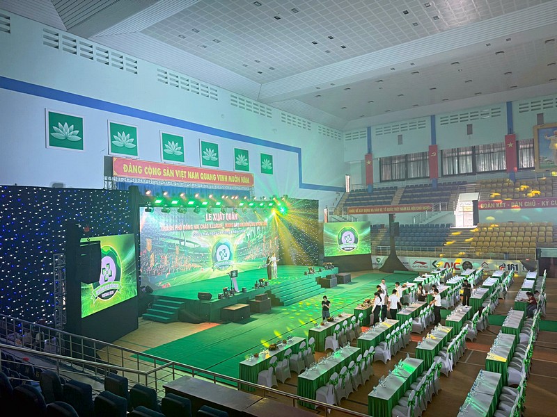 Hệ thống sân khấu và màn hình LED Lễ xuất quân Trường Tươi Đồng Nai truongtuoi/sai-gon-light-event-setup-thiet-bi-le-xuat-quan-truong-tuoi-dong-nai_61.jpg