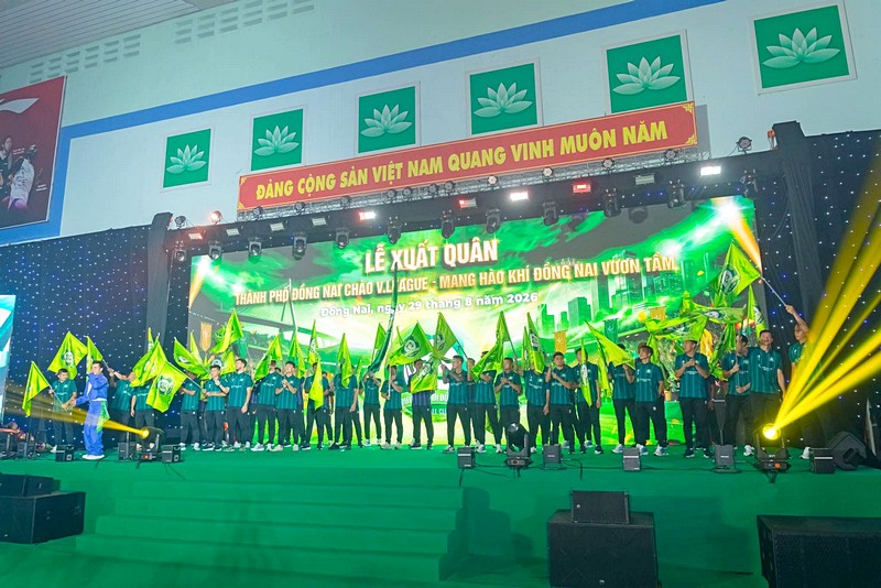 truongtuoi/sai-gon-light-event-to-chuc-le-xuat-quan-clb-truong-tuoi-dong-nai-vleague-2026-2027_3.jpg