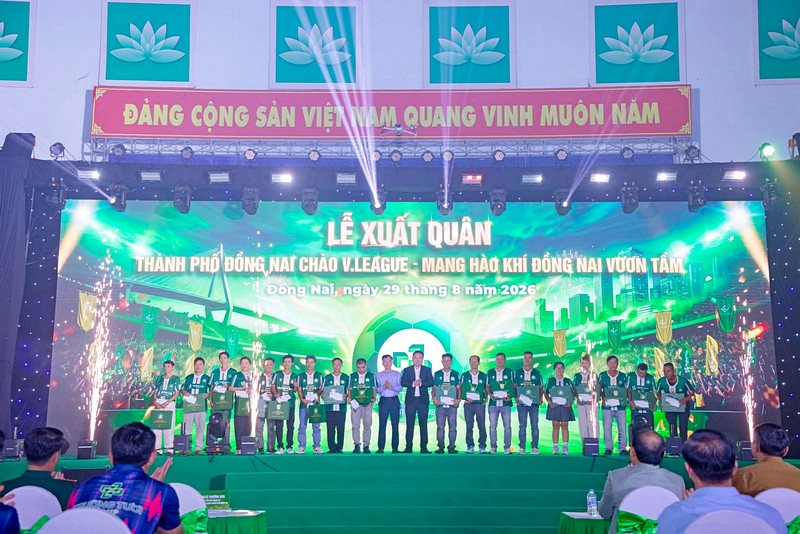 truongtuoi/sai-gon-light-event-to-chuc-le-xuat-quan-clb-truong-tuoi-dong-nai-vleague-2026-2027_6.jpg