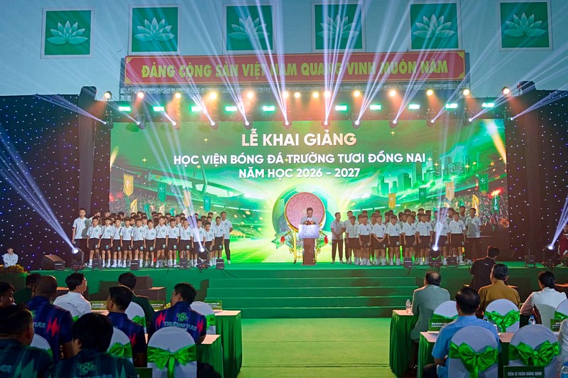 truongtuoi/sai-gon-light-event-to-chuc-le-xuat-quan-clb-truong-tuoi-dong-nai-vleague-2026-2027_7.jpg