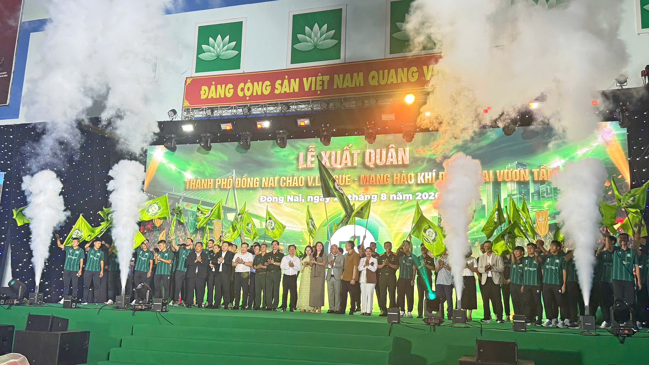 Thi Công Sân Khấu Sự Kiện Thể Thao Chuyên Nghiệp