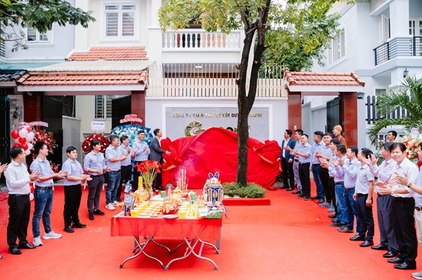 Lễ khai trương văn phòng mới của Công ty TNHH Đầu tư Xây dựng GOCONS Lễ khai trương văn phòng mới của Công ty TNHH Đầu tư Xây dựng GOCONS