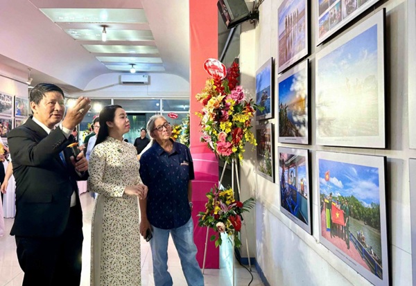 Triển Lãm Các Tác Phẩm Nhiếp Ảnh Đạt Giải Thưởng Tại TP.HCM