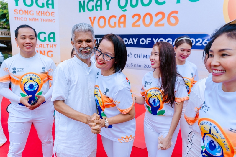 'Ngày Quốc tế Yoga 2026' kết nối văn hóa giữa Việt Nam và Ấn Độ khoanh-khac-dep-ngay-quoc-te-yoga-2026-19.jpg