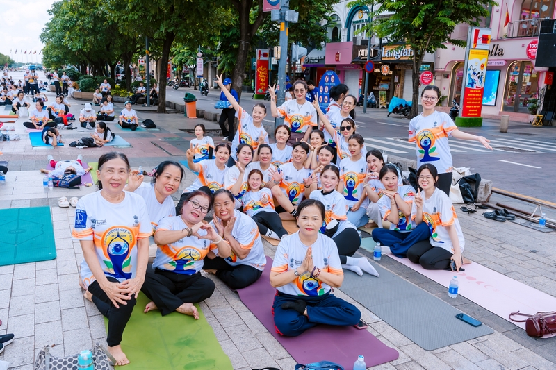 Cộng đồng yêu Yoga tại TP.HCM cùng tham gia chương trình giao lưu văn hóa và sức khỏe nguoi-tham-du-ngay-quoc-te-yoga-2026-11.jpg